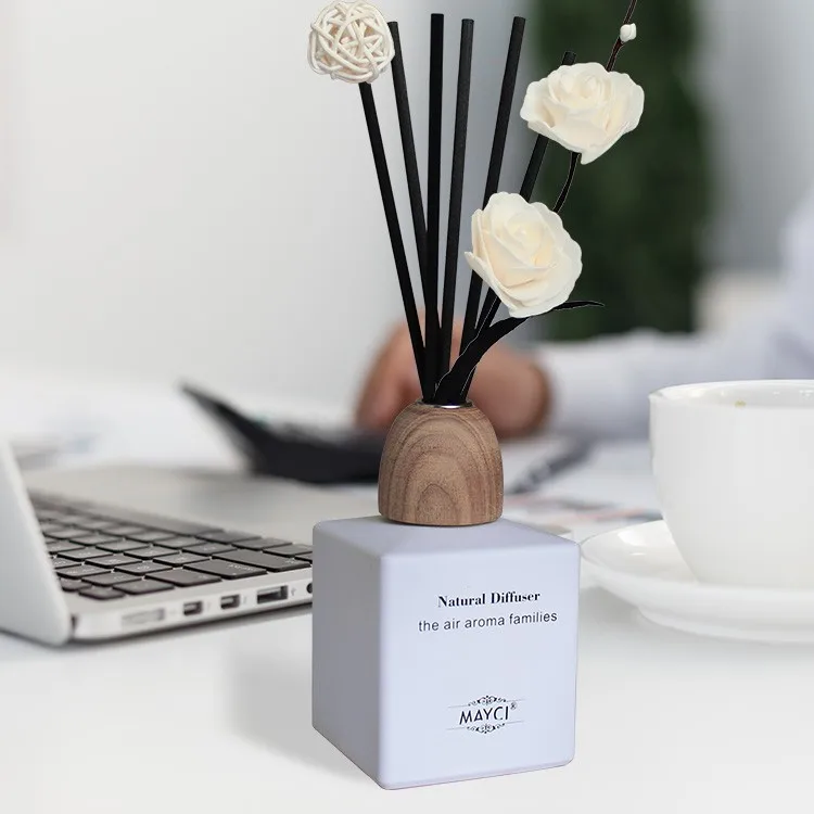 Best Fragrance 200ml Sola Flowers Wood Bottle Spa Reed Diffuser Stick