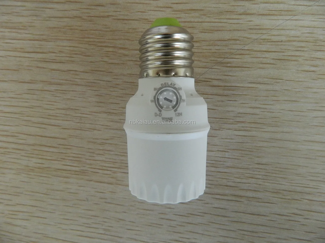 lamp holder timer