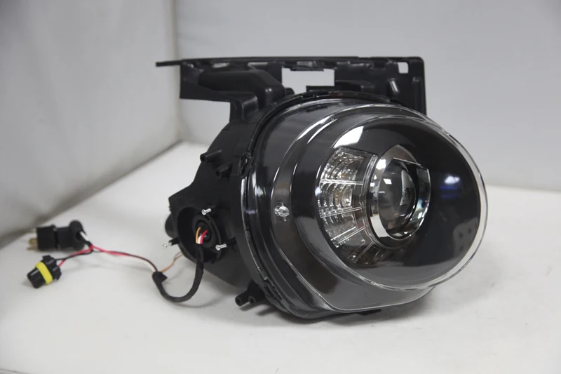 For NISSAN Juke for Infiniti ESQ LED Head Light Black Housing