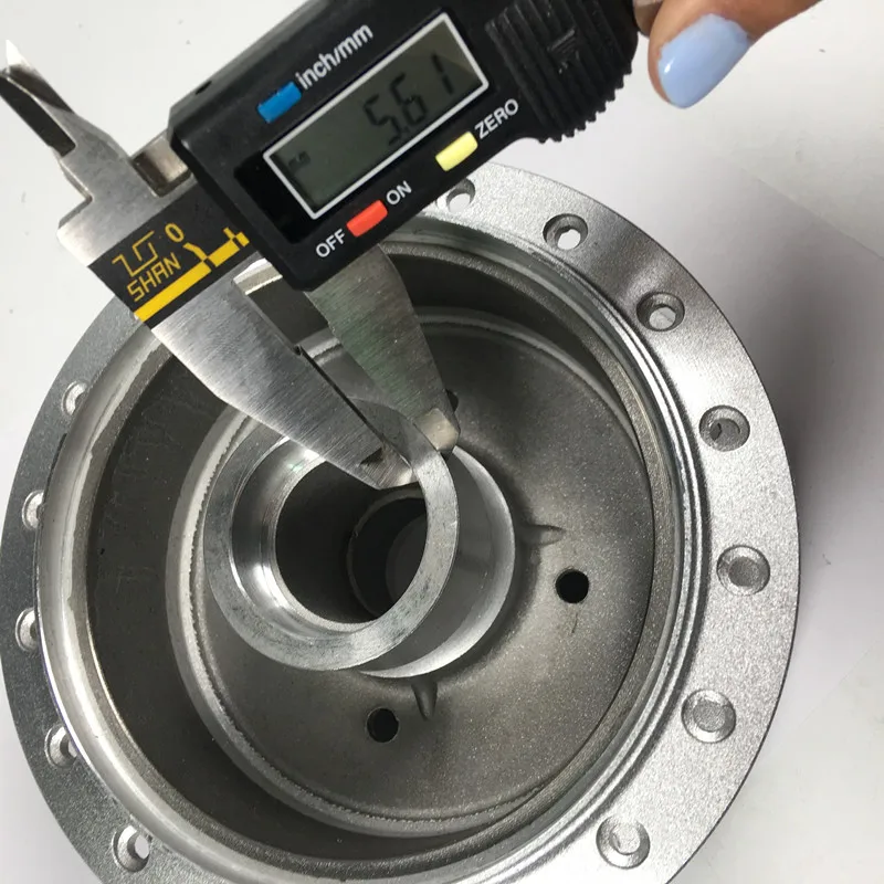 Good quality motorcycle CT100 front wheel hub