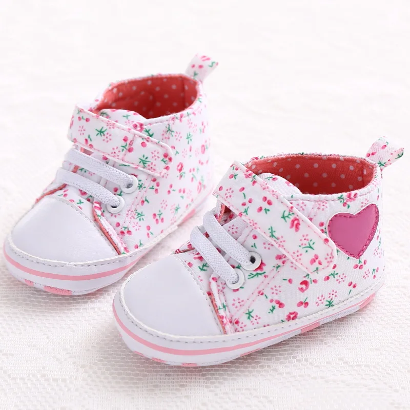 

Stock wholesale heart-shaped floral Leopard 0-2 years walking shoes baby girl shoes, White,leopard