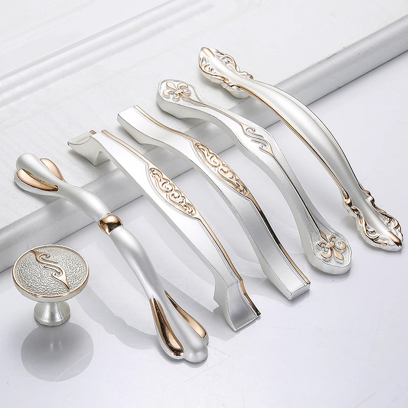 

Cabinet Handle Kitchen Handles Z-8881 Nordic Gold Plus Silver Zinc Alloy Furniture Handle & Knob,furniture Handle & Knob Screw, Silver and gold