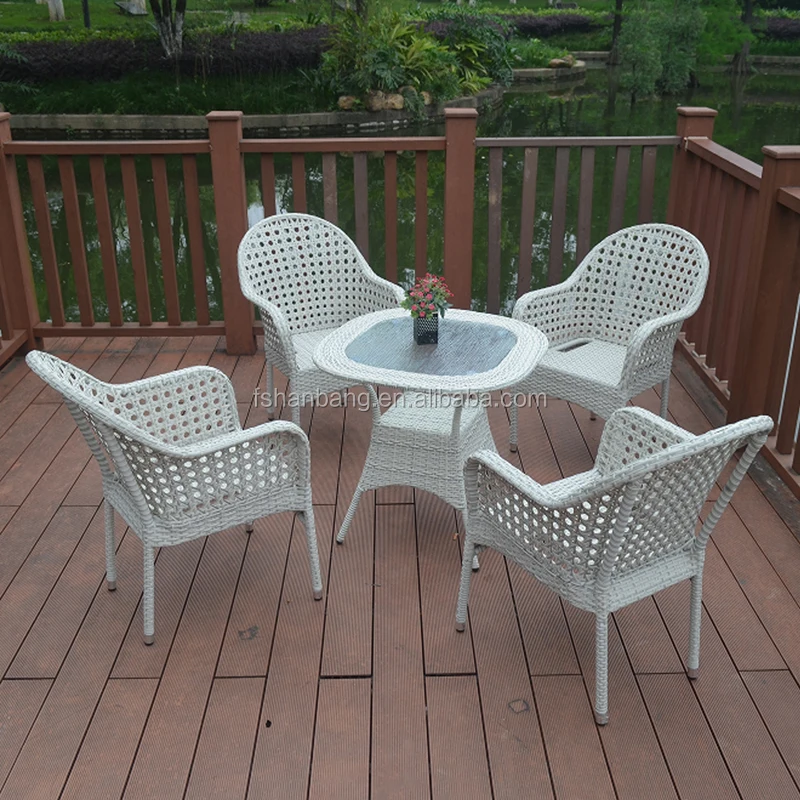 Outdoor Rattan Wicker Patio Furniture 4 Seater Garden Dining Table