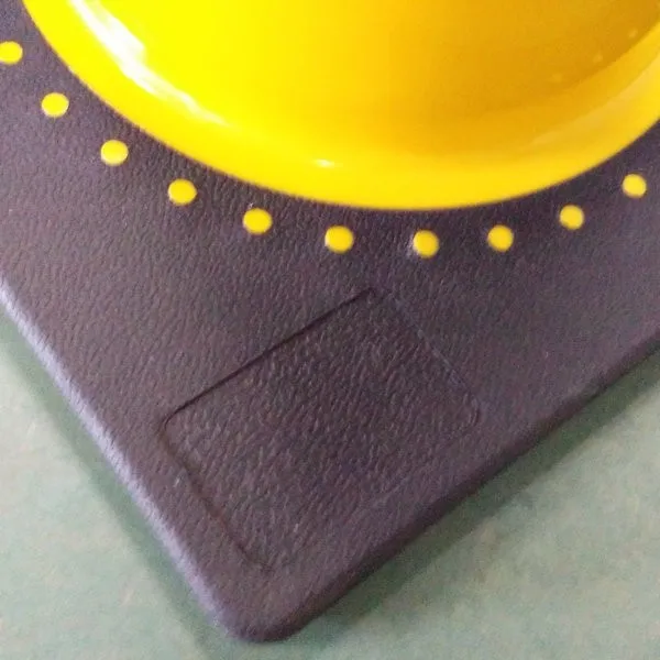 yellow cone - 1