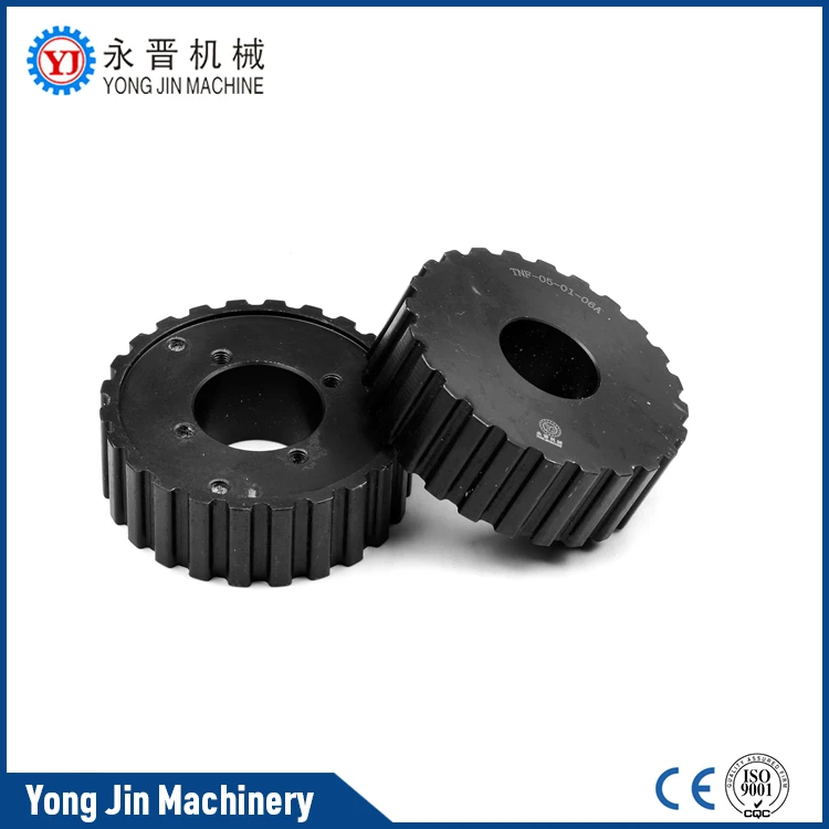 TNF-05-01-06timg-belt-wheel179741816
