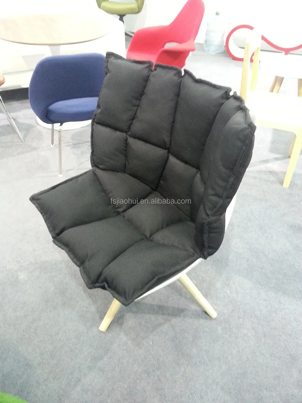 Modern design white fiberglass shell replica modern husk chair