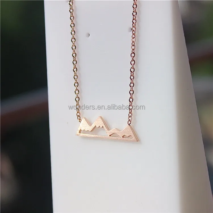 

Wholesale Everyday Wear Mountain pendant Chain Necklace Gold Plated Elegant Bridesmaid Gift Jewelry