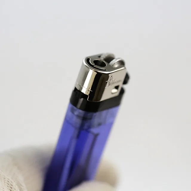 Hot Sell Classic Flint Disposable Lighters With Iso 9994