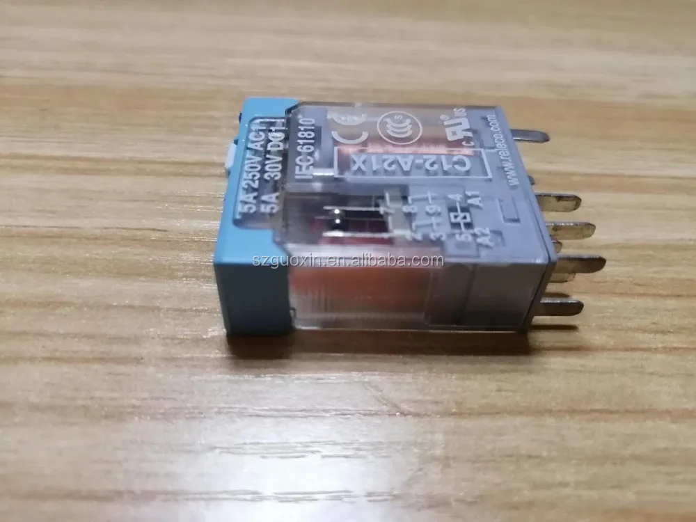 Миниатюрное реле Zelio relay RXM. Реле se Zelio relay rxm2ab2b7, новый. Sch-rxm4ab1p7 230 VAC 14pin 6a minyatur role. Реле миниатюрное покдлючаемое rxm4ab2b7.