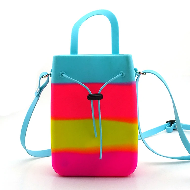 

2019 new design colorful women sling bag shoulder rubber candy jelly bag, Blue handle/red handle