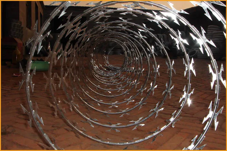 barbed wire fencing equipment