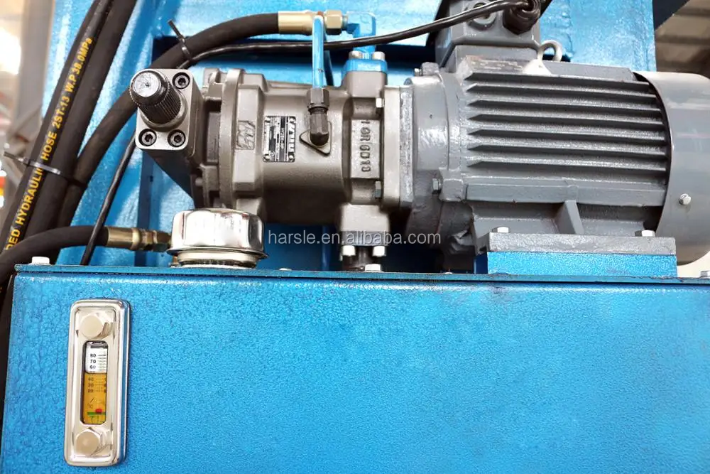 30T vertical baler (23)