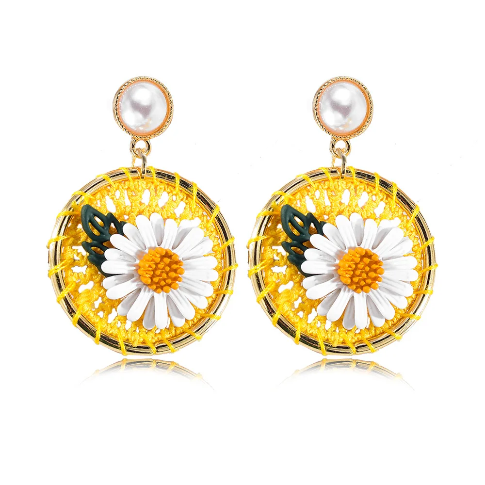 

2020 New Arrival Trendy Yellow Daisy Sun Flower Drop Earrings Handmade Weave Flower Drop Earring For Women