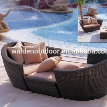 Hot Sale Patio Furniture Outdoor Rattan Wicker Daybed Dh N9088 Buy Rattan Wicker Round Sun Lounger Wicker Balcony Furniture Set Resin Wicker Outdoor Daybed Product On Alibaba Com