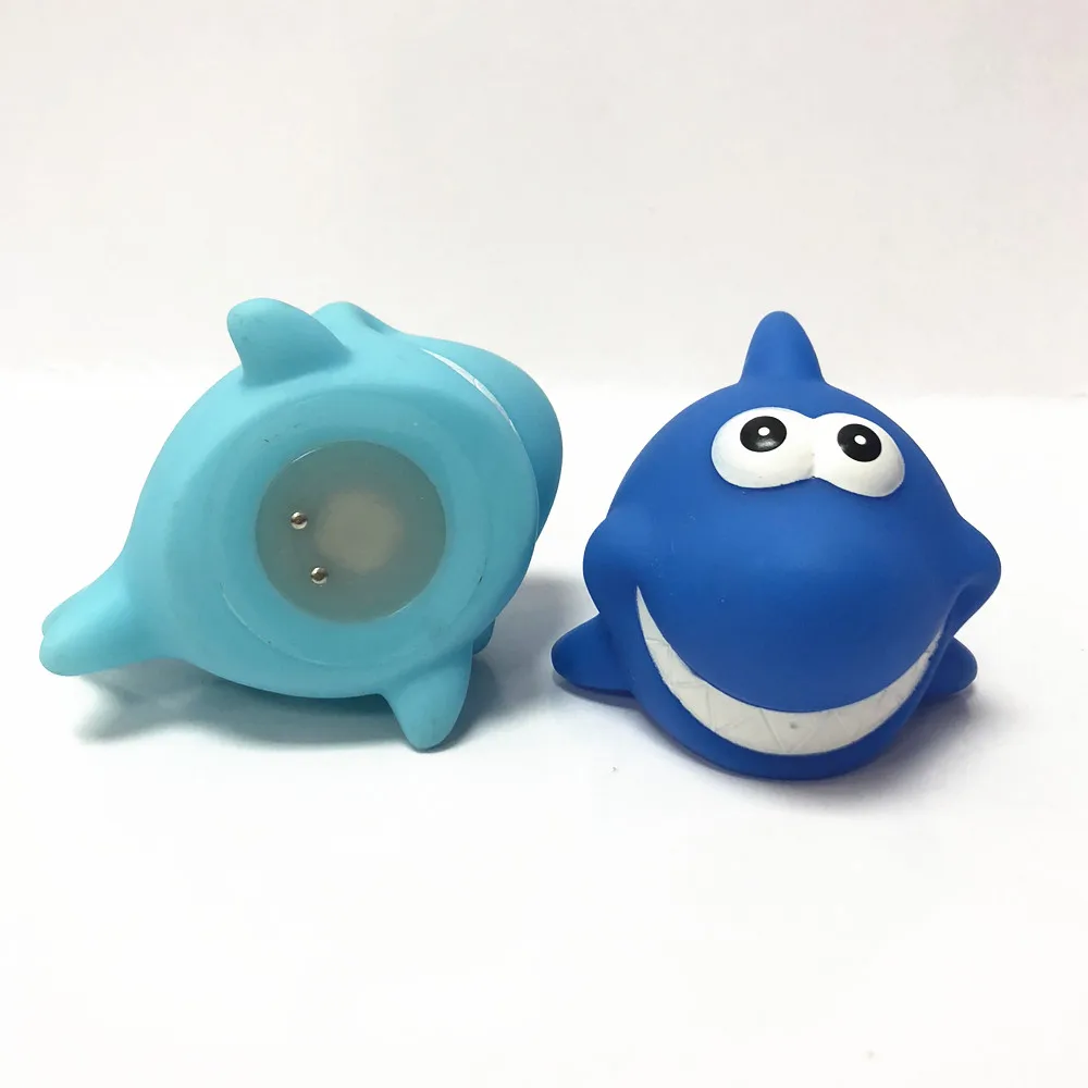 
Light Up Bath Tub Toys for Baby Kids Toddlers Infants/Flashing Changing Lights Water Toy Shark 