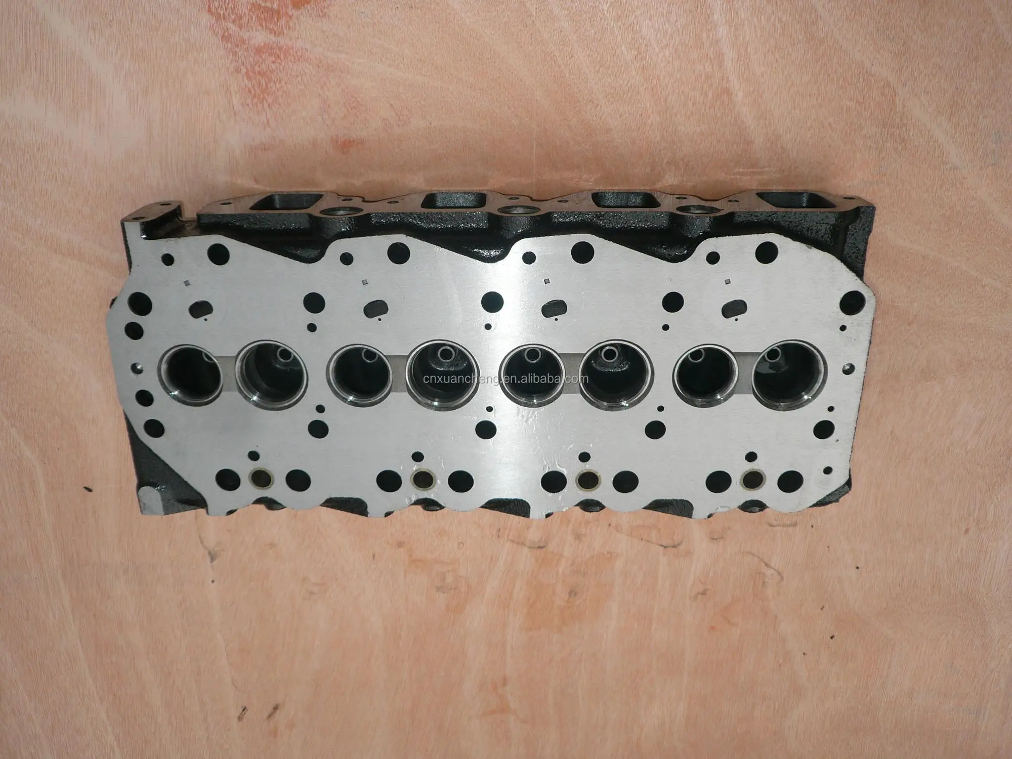 Amc 909012 Td27 Eengine Cylinder Head For Nissan Td27 Cylinder Head ...