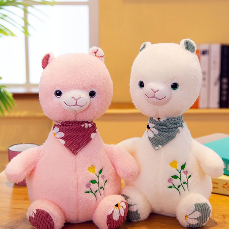 Alpaca with scarve.jpg