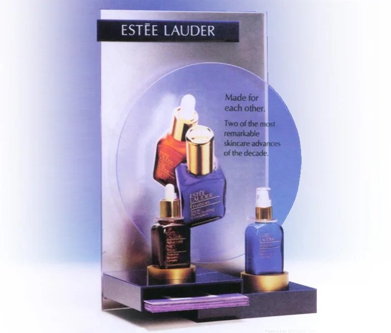 comestic display 03.jpg