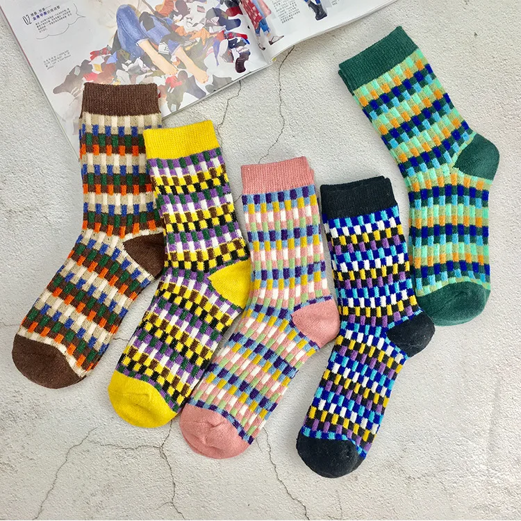 

2018 Women Vintage Style Thick Wool Sock Warm Winter Crew Lady Socks, Picture