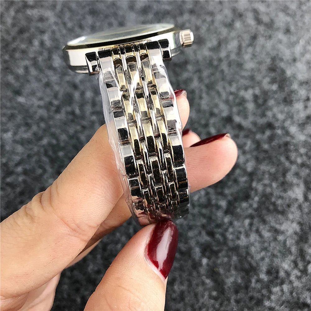 

2018 New Fashion Women Wristwatch Alloy Watches, Choose