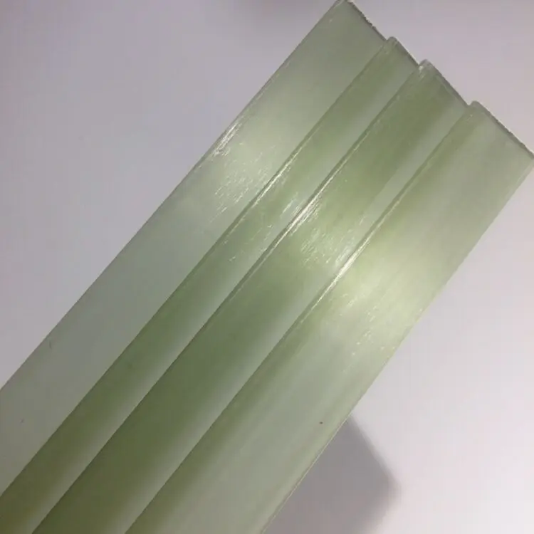 

4mm*30mm *1200 mm Archery Fiberglass Bar EFG Clear Fiberglass can split in two and can be bent, Transparent green