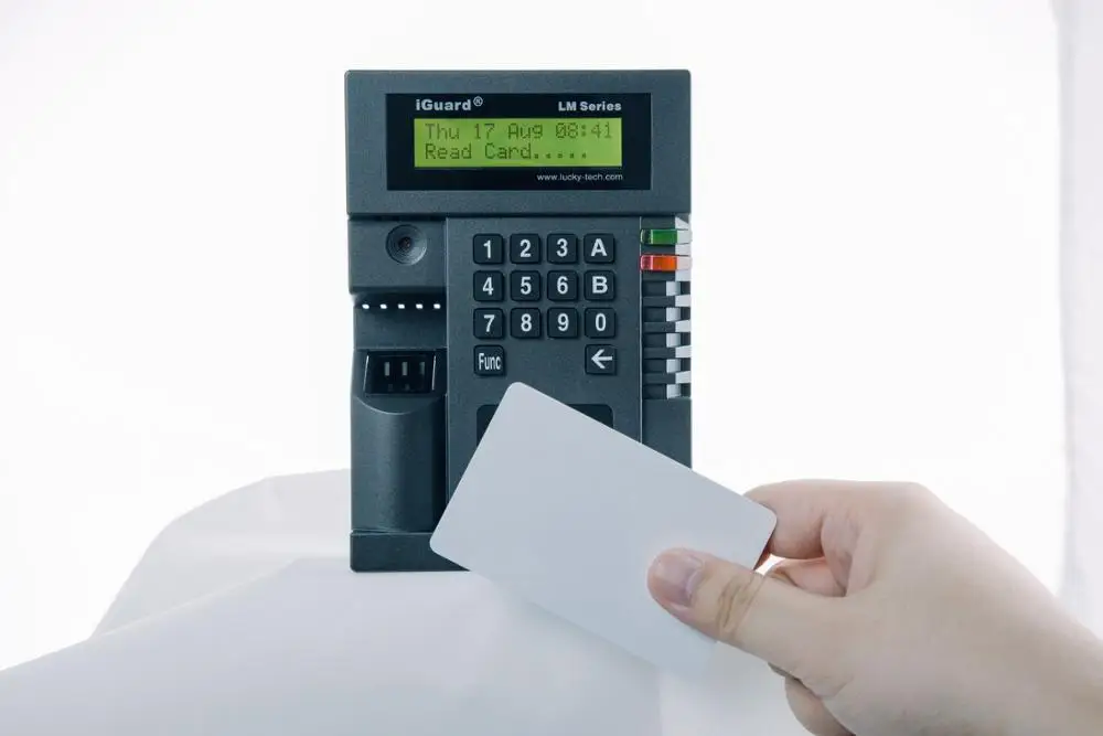 
Hong Kong iGuard OBM High Quality Employee Management Attendance Punching Machine for Offices Employee Management System 