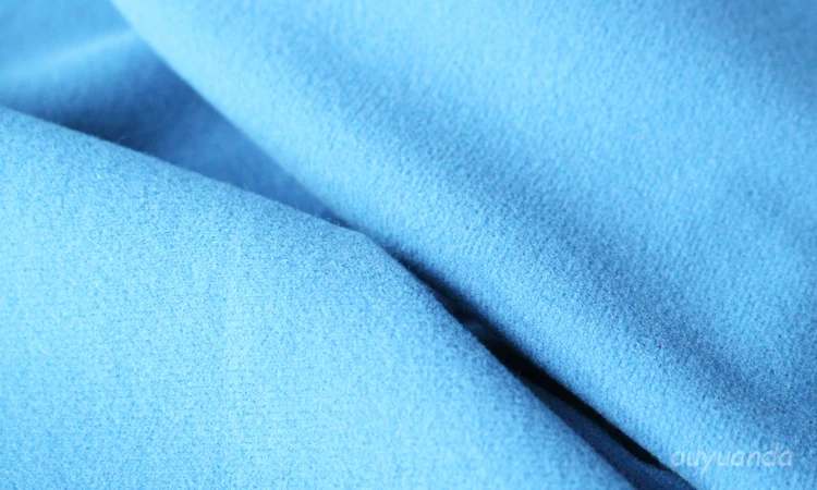 Трико ткань. Трикотажное полотно. Костюмная ткань roberto 51694. Ткань в крапинку костюмная. Джерси ткань шерстяная.