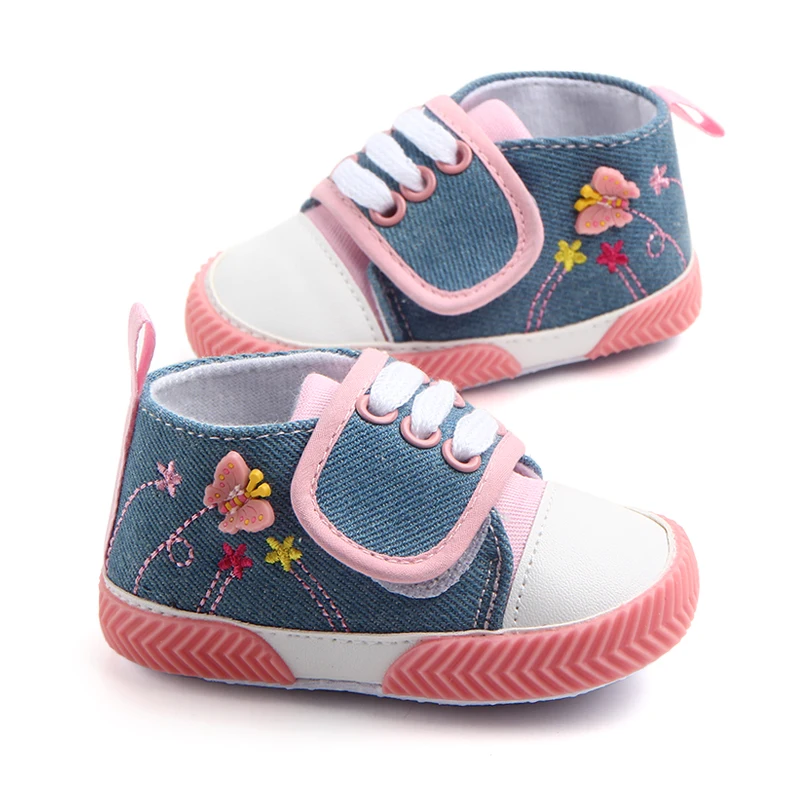 

Latest design beautiful 3D butterfly design soft baby girl shoes, Red/pink