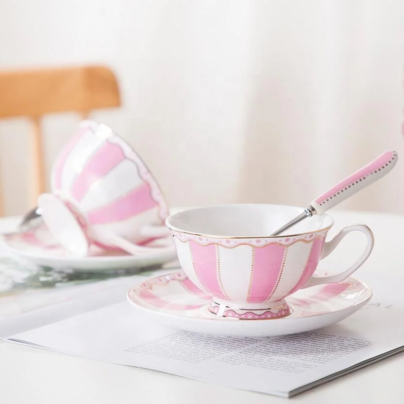 
hollow out custom cheap disposable cappuccino cup 