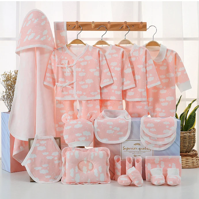 

R&H Wholesale Infant Knit Type Soft Newborn Eco-friendly 100% Combed Cotton Gift Box Baby Clothes, As the pictures show