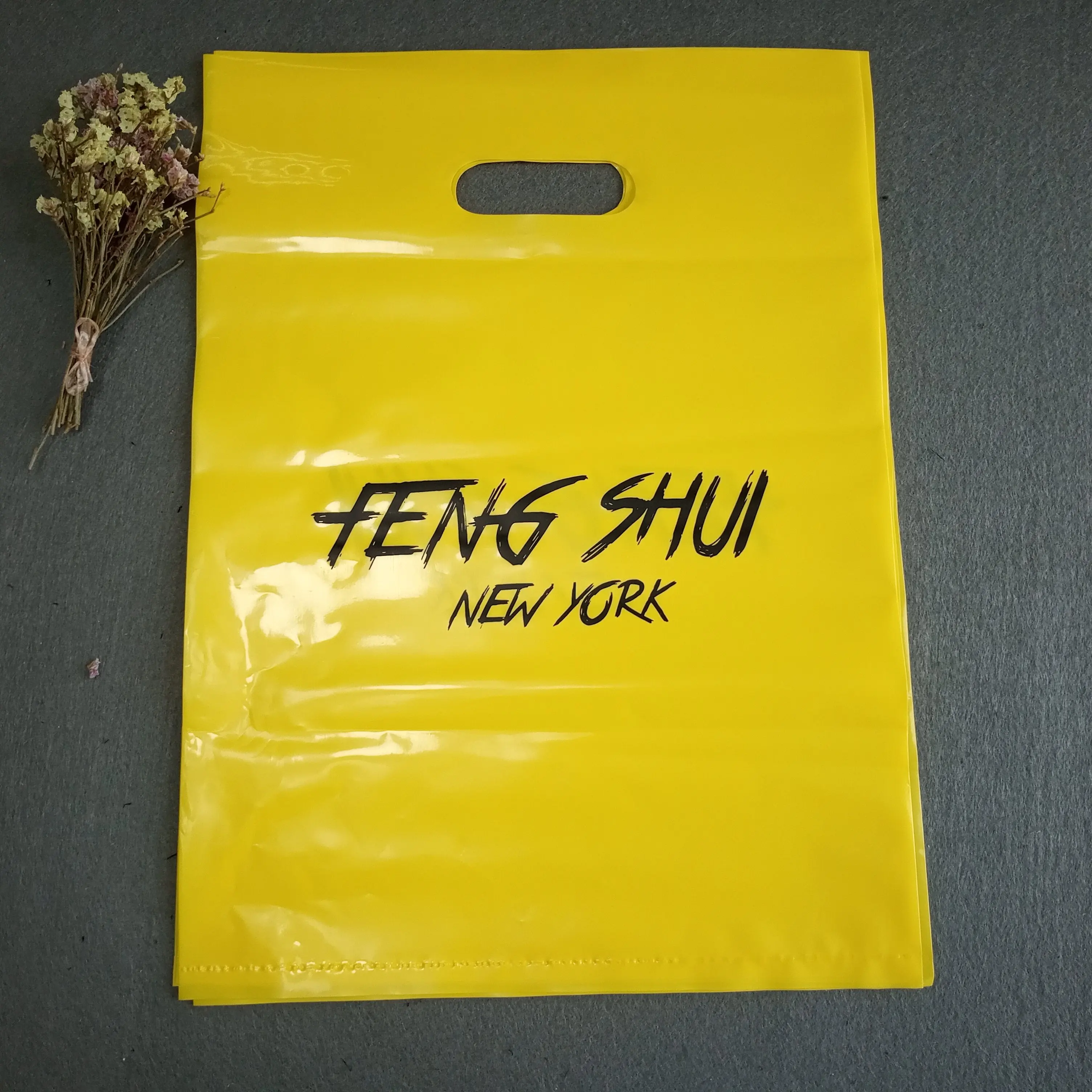 

LDPE Plastic Type and Heat Seal Sealing & Handle custom shopping plastic bag, Customized color