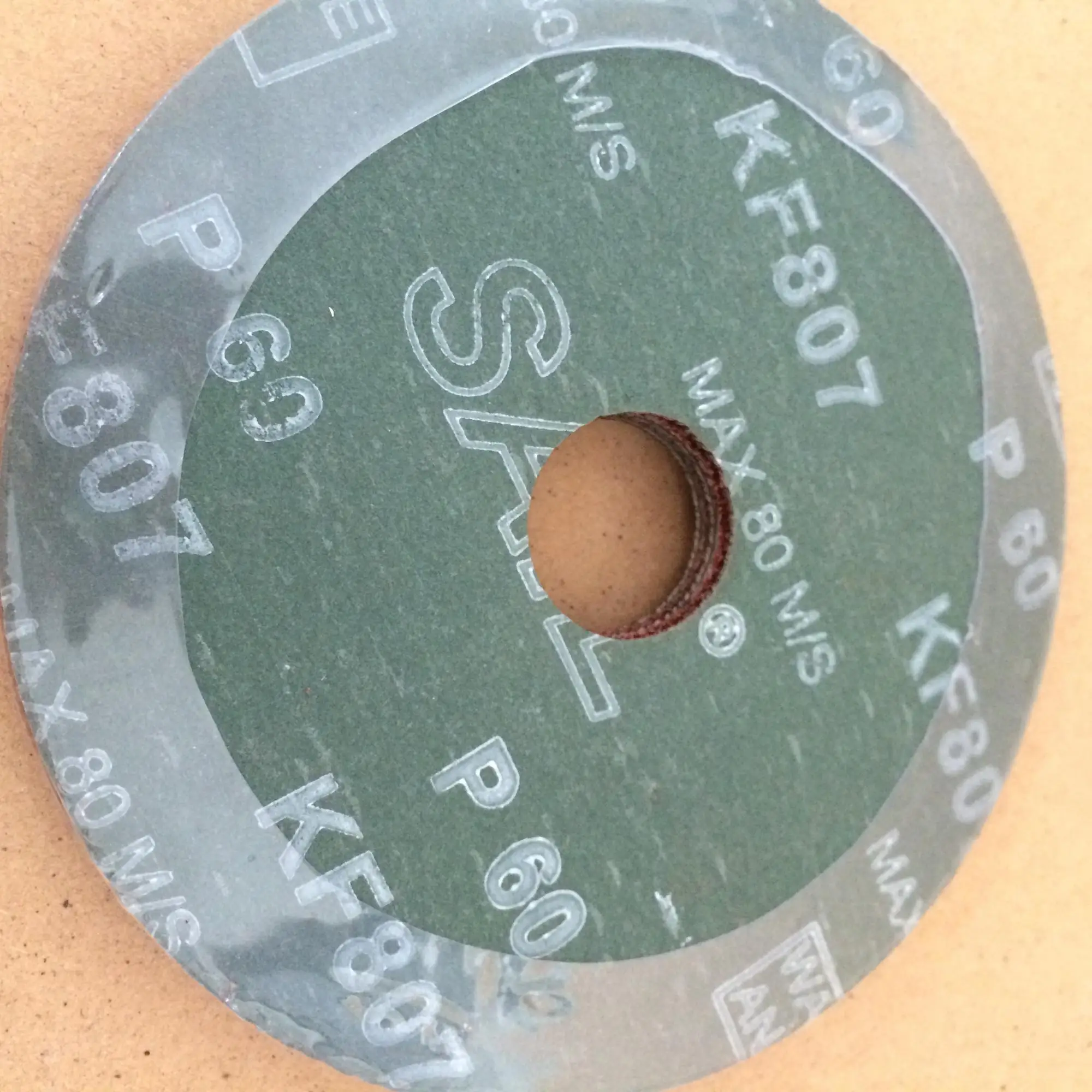 Aluminum Oxide/silicon Carbide Fiber Disc Kf807 For Metal Grinding