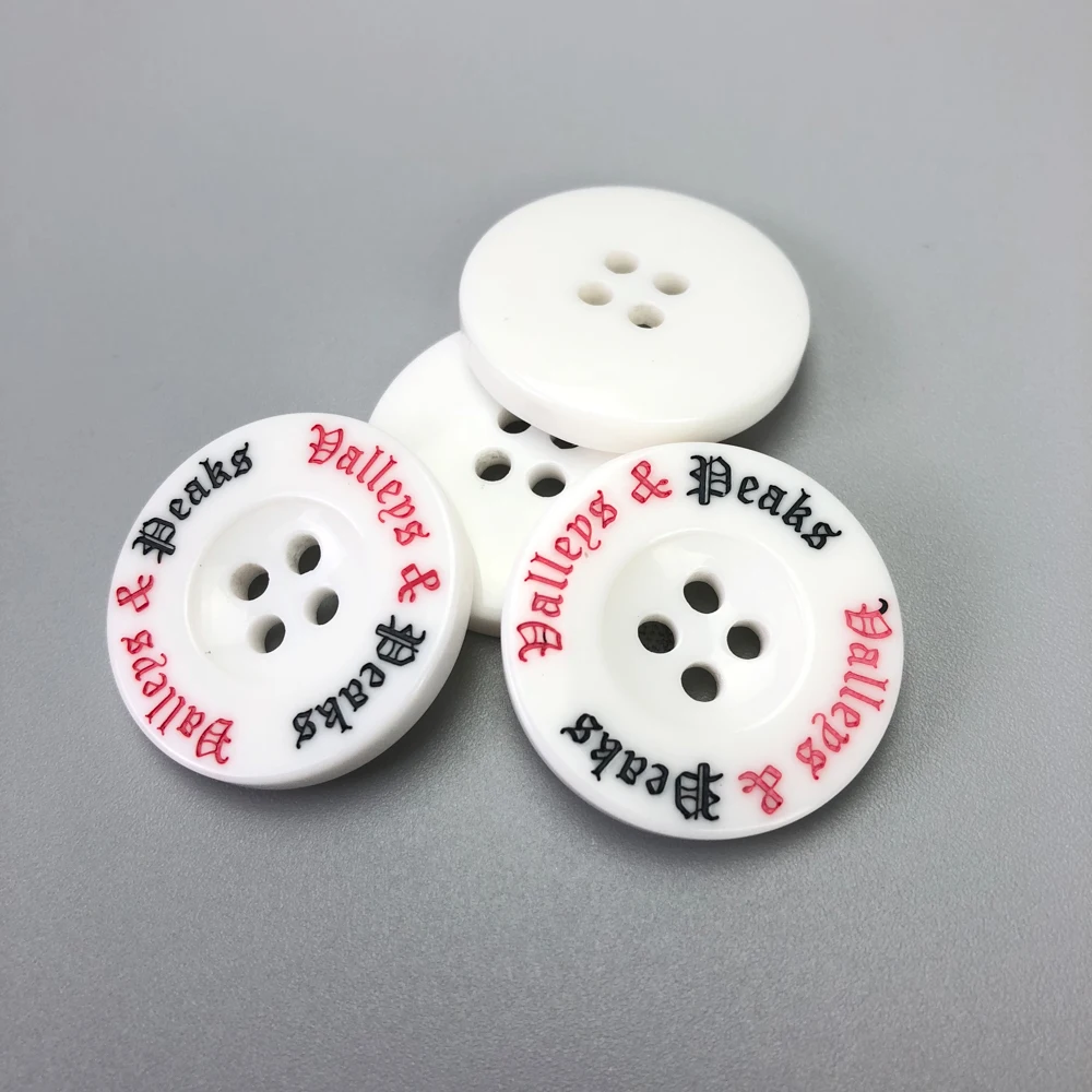 

Customized accessories sewing round polyester resin horn button