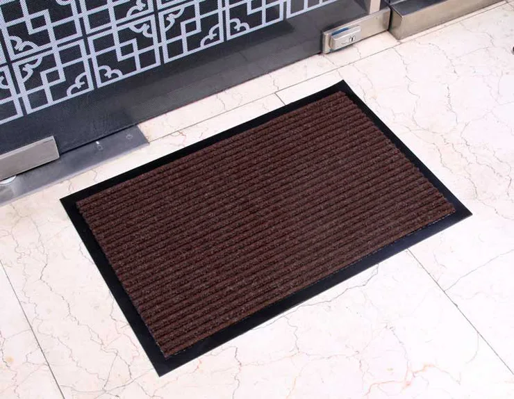 Stripe door mat 