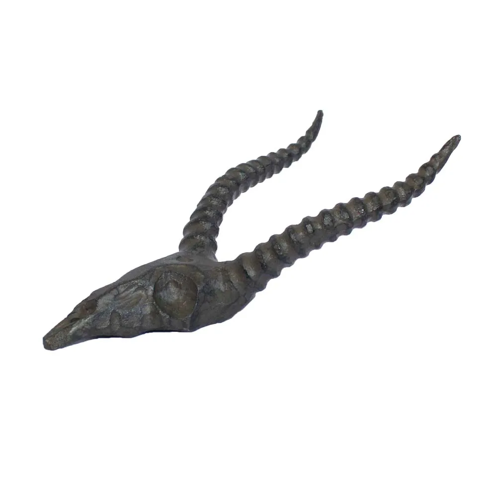 New design antique metal goat head for wall decor.jpg