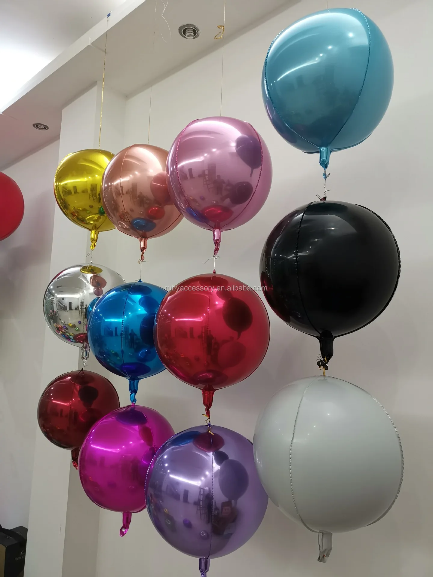 4D foil balloon (11).jpg