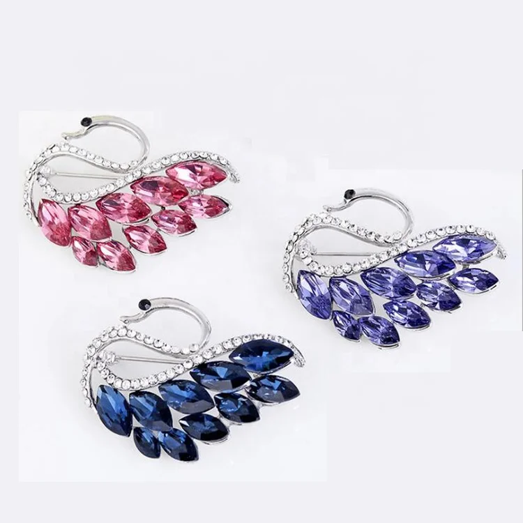 

Glass Swan Shape Ornaments for Shoe High Quality Crystal Shoe Buckle Metal Renqing HW8582 Warmly Welcome