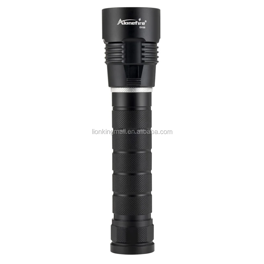 DV55 diving flashlight (2).jpg
