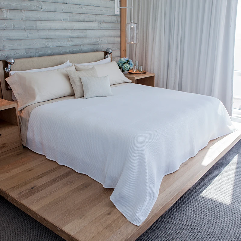 定制酒店床上用品装饰合身绗缝聚酯酒店百褶床裙 - buy hotel bed