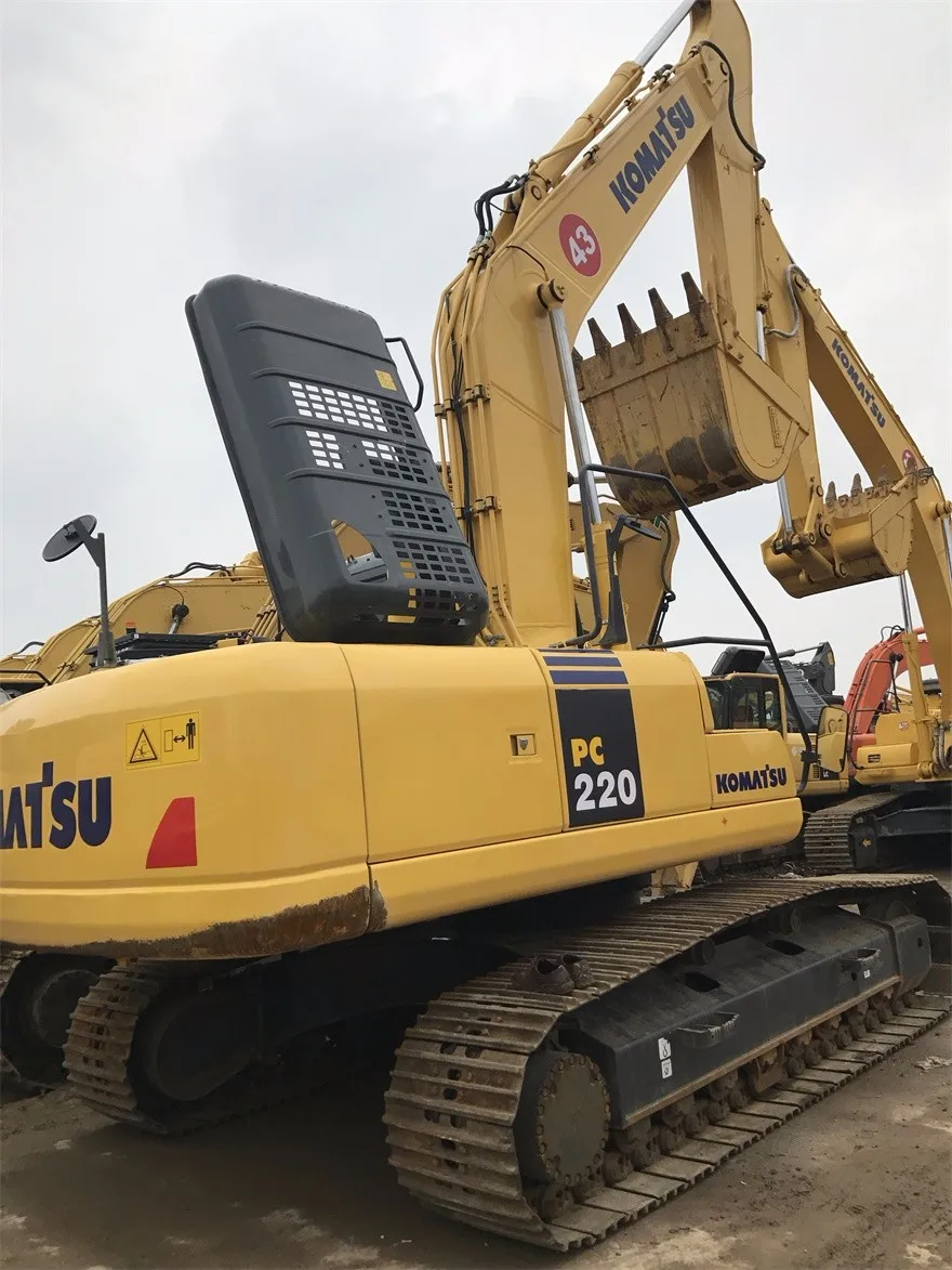 日本二手小松挖掘机 pc220 pc220-8 在高配置下销售