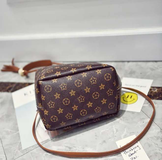 
Women Bag 2019 New Plaid Handbag Fashion Flap Small Crossbody Bags for Women Messenger Bags Leather Ladies Hand Bags 