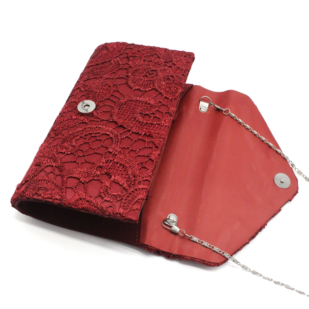 red clutch purse  (5).jpg