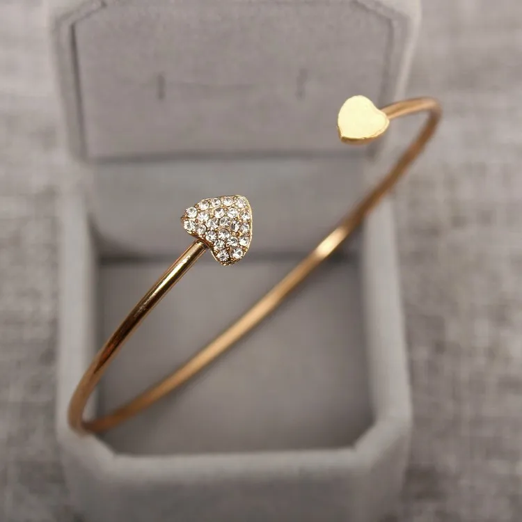 a bracelet (3).jpg