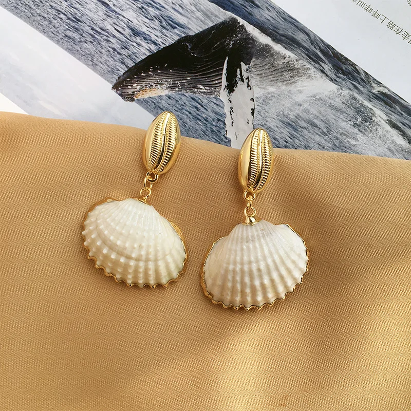 

2019 Beach Exaggeration Jewellery 24k Gold Tone Metal Shell with Natural Scallop Shell Dangle Earrings For Girls Gift, As picture