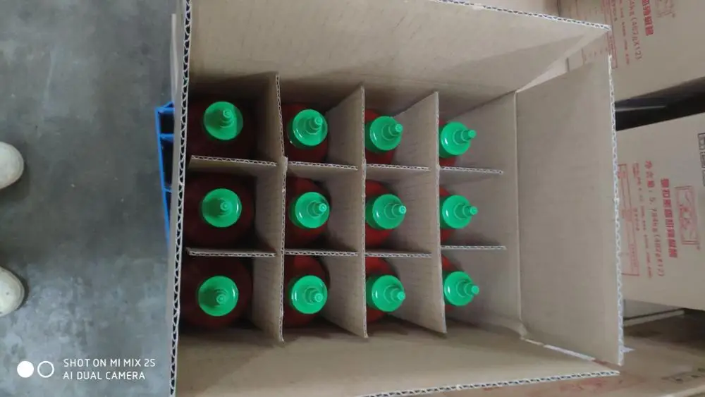 
Sweet Sriracha Hot Chili Sauce 