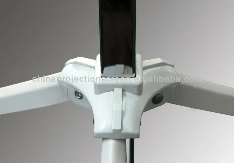 Tripod screen (1).jpg