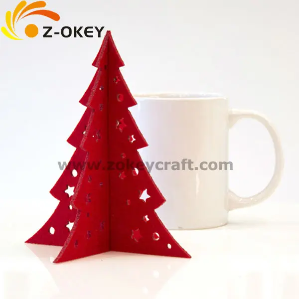 Red color felt Christmas tree.jpg