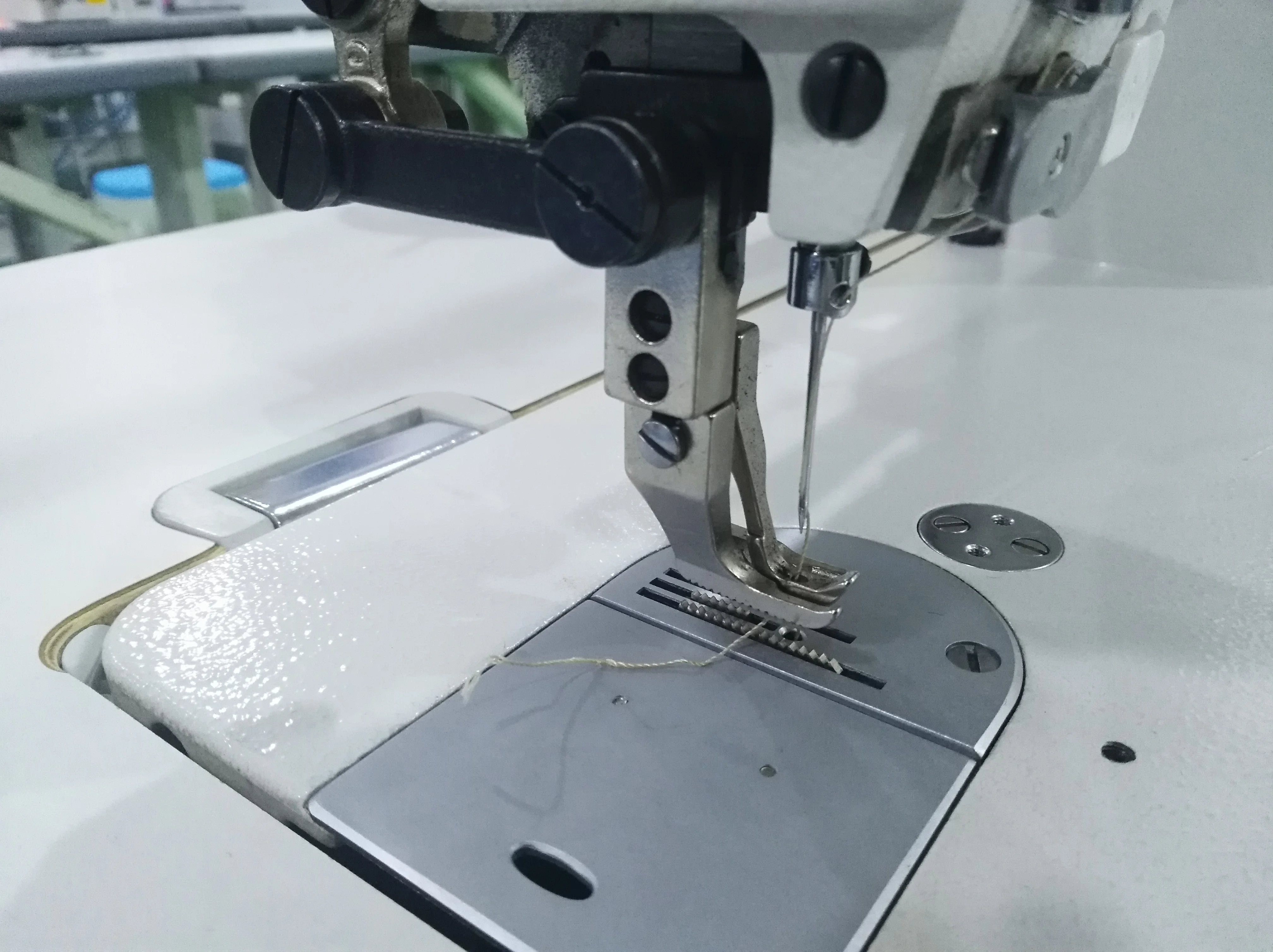 Extra Heavy Duty Presser Foot - For Industrial Lockstitch Sewing Machines