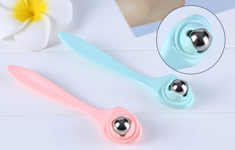 Manufacturer Portable manual plastic eyes massage tool wholesale mini eye massage roller