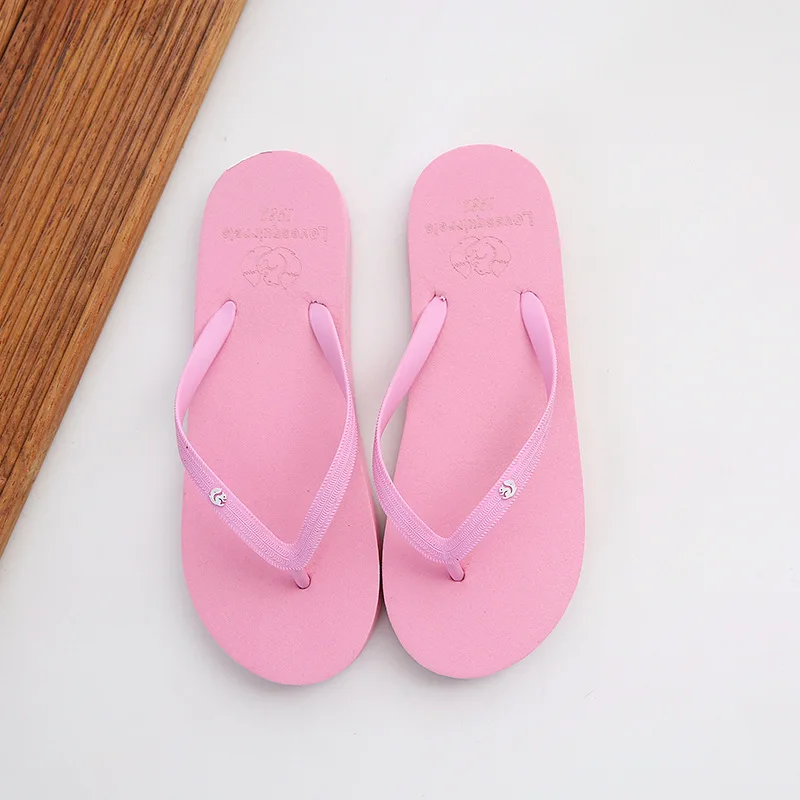 
New Design Customized Women Flip Flops Wholesale PVC Beach Slipper Women Flip Flops 